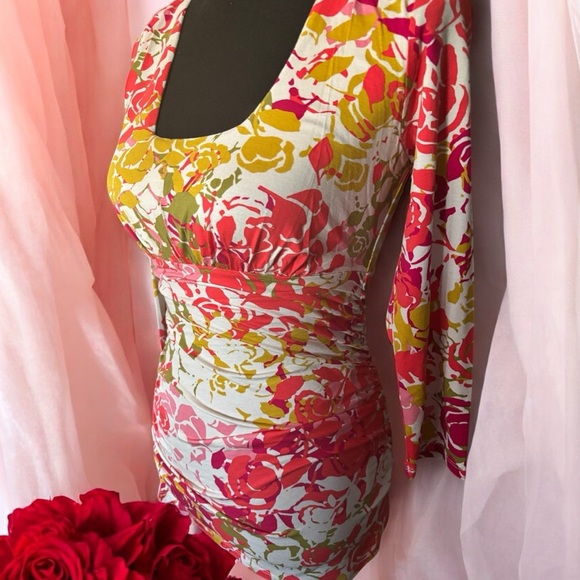 CABI MULTI FLORAL ROSE PRINT EMPIRE RUCHED WAIST RESORT VACATION TOP SZ S NWT - Picture 2 of 6